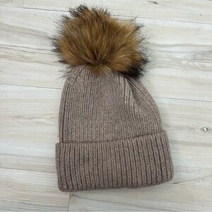 Norla Canada Alpaca Wool Pom Beanie